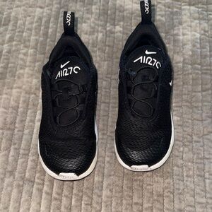 Nike Toddler Kids Black and White Air Max 270 Sneakers Size 10